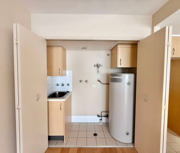 606/25 Bellevue Street, Newcastle West - Photo 2