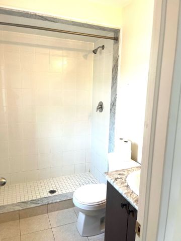 For Lease - 8 Bedford Estates Crescent, Barrie, Ontario - Photo 4