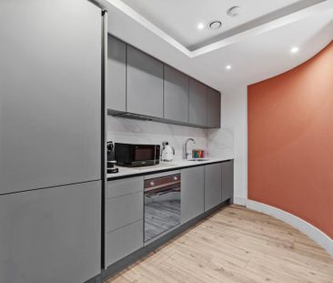 Studio to rent - Photo 3