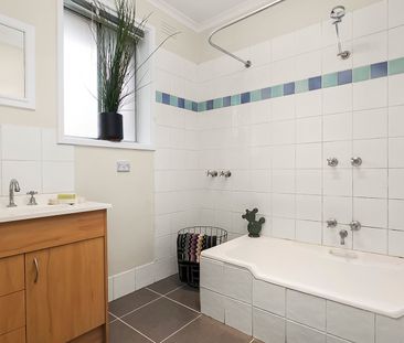 11/3 Royal Avenue, Essendon North VIC 3041 - Studio For Rent | Domain - Photo 6