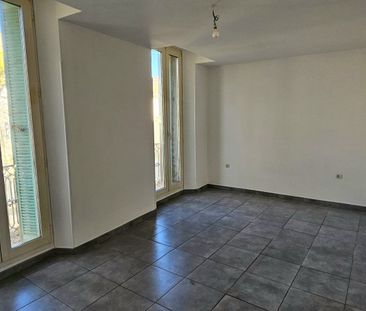 Location Appartement 2 pièces 54m² GONFARON 83590 - Photo 5