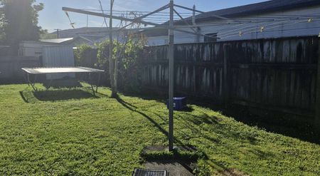 Get settled before Christmas - Photo 3