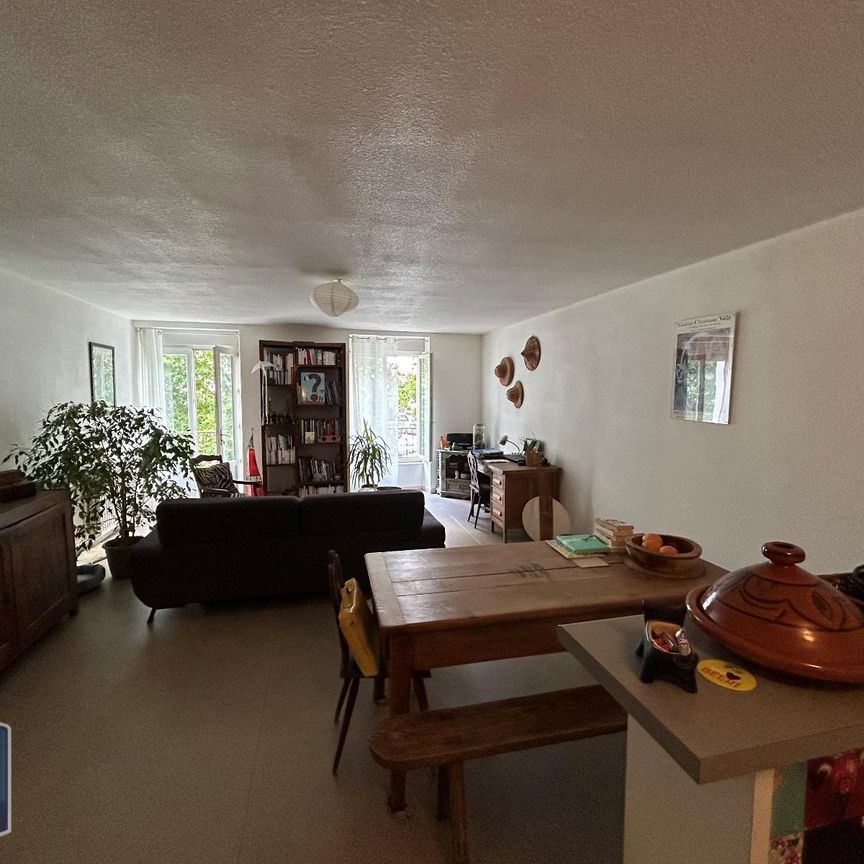 Location Appartement 4 pièces 97m² ISSOIRE 63500 - Photo 1