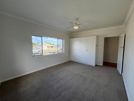 Century 21 Central West - 02 6852 3793 - Photo 3