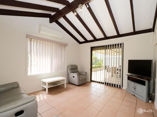 FURNISHED 4 X 2 FAMILY HOME!!! - Photo 1