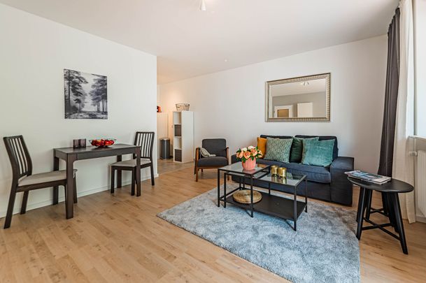 City-Residence: Schick möblierte Wohnung mit Skylineblick in schöner Westendlage - Photo 1