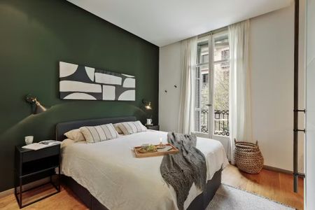 Carrer del Consell de Cent, Barcelona, Catalonia 08007 - Photo 4