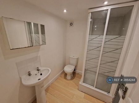 2 bedroom terraced house to rent - Photo 3