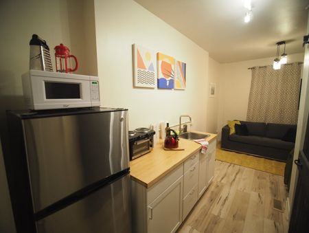 For Lease - 210 Wilson Street Unit# D, Hamilton, Ontario - Photo 4