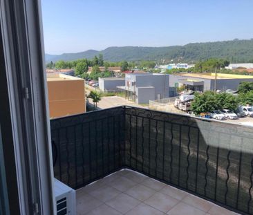 Location Appartement 2 pièces 41m² LE LUC 83340 - Photo 6