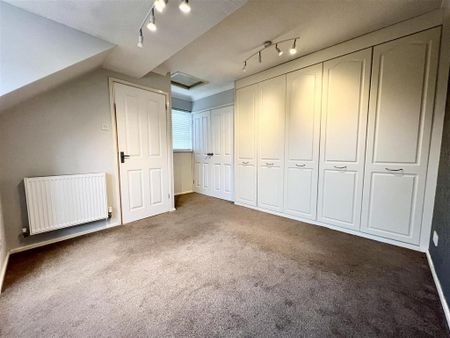 1 bedroom semi-detached house to rent - Photo 5