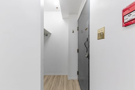 For Lease - 966 Queen Street Unit# 4, Toronto, Ontario - Photo 5