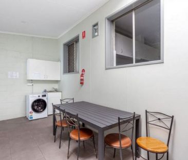 1/3 Rens Street, Toowoomba City - Photo 4