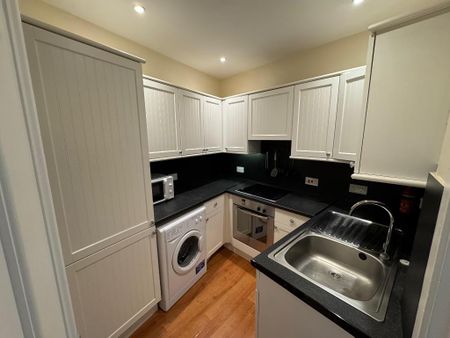 1 bedroom flat to rent - Photo 5