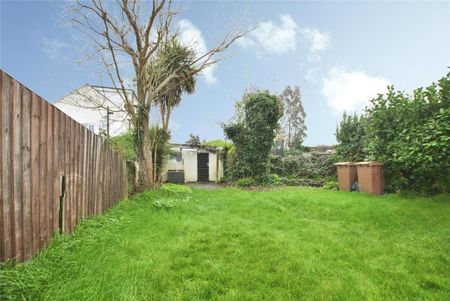 2 bedroom semi-detached house to rent - Photo 3