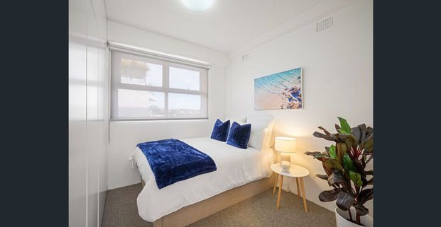 Elegant 2-Bedroom Apartment - Photo 1