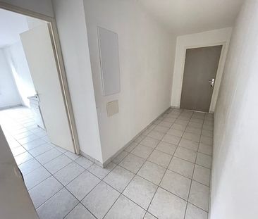 Location Appartement 3 pièces 71m² - Photo 6
