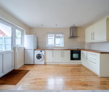 1 bedroom property to rent - Photo 2