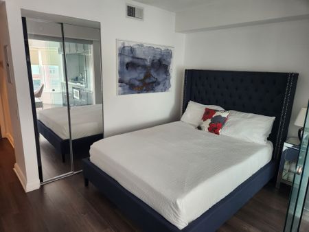 For Lease - 155 Yorkville Avenue Unit# 1616, Toronto, Ontario - Photo 2