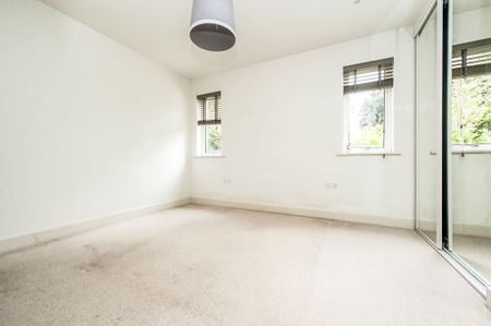 2 bedroom apartment to rent River Court, Millbrook Street, Cheltenham, GL50 - Photo 3