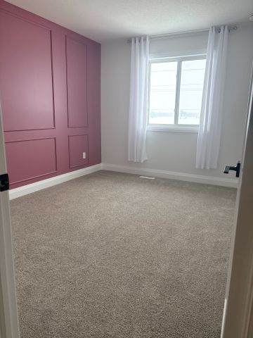 For Lease - 33 Evylean Court, St. Thomas, Ontario - Photo 3