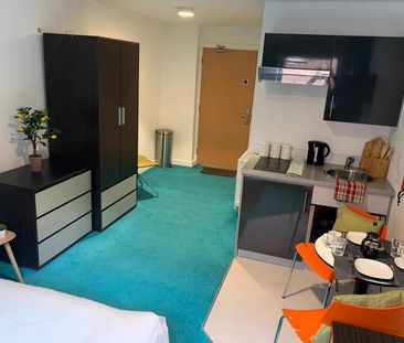 Deluxe Studio - Photo 2