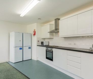 Guildhall Walk, Portsmouth - Photo 3