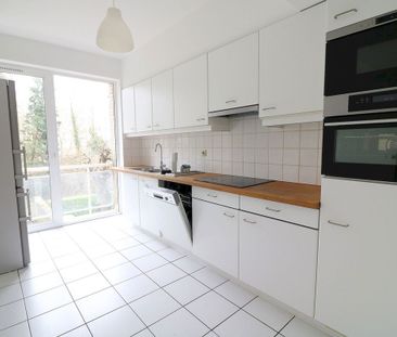 Appartement te huur in Oudergem voor € 1.800 met 3 slaapkamers - foto 2