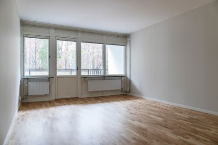 Kungsfågelgatan, Västerås - Photo 2