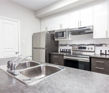 For Lease - 1065 Beryl Private Unit# G, Blossom Park - Airport and ... - Photo 6