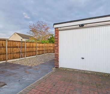 3 bedroom semi-detached house to rent - Photo 4