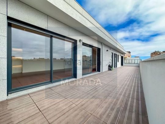 4 room luxury Apartment for rent in Matosinhos, Portugal - Photo 1