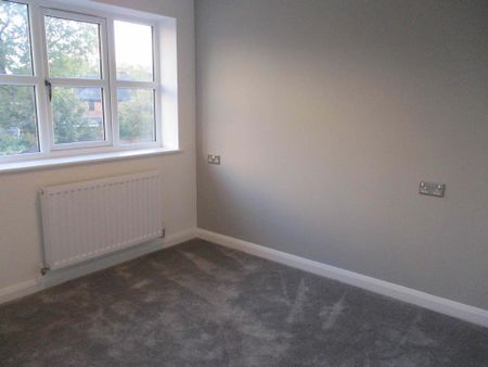 3 bedroom detached house to rent - Photo 4