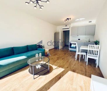 Pronájem bytu 1+kk/L, 33 m - Fotografie 4