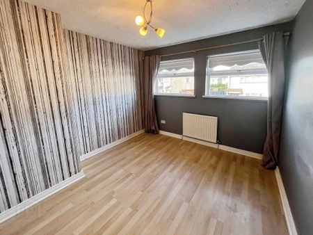 122 Milltown Avenue, Derriaghy, Lisburn, BT28 3TS - Photo 4