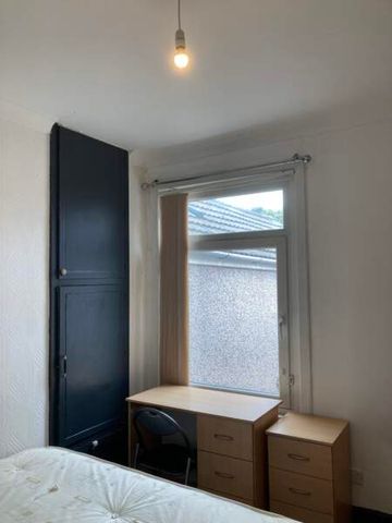 Great Double Room – Student & Professional – Cromwell Street. - Photo 5