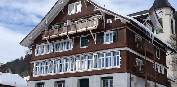 Feel-good oasis: Bright 2.5-room with far view - Photo 2