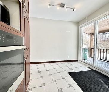 811 Willow Ave - Photo 2