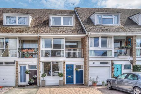 3 bedroom townhouse to rent - Photo 3