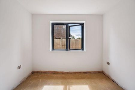 3 bedroom detached bungalow to rent - Photo 5