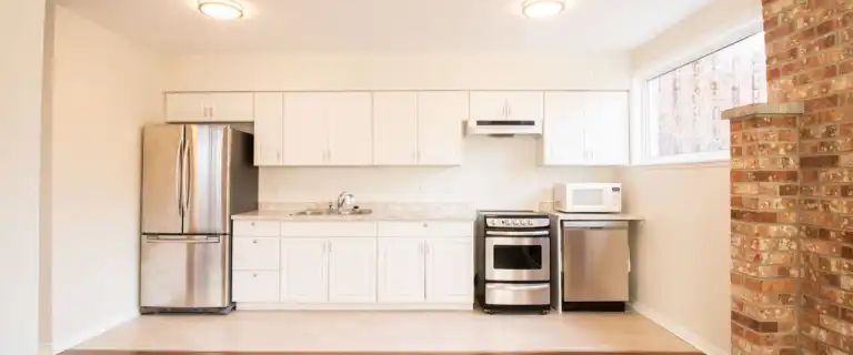 23 Aquador Drive - 2 | 23 Aquador Drive -, Welland - Photo 1