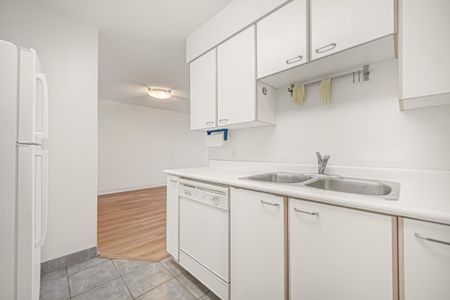 For Lease - 256 Doris Avenue Unit# 1206, Toronto, Ontario - Photo 3