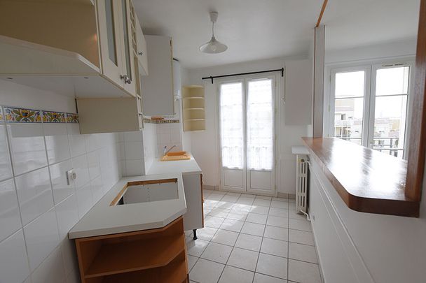 Location appartement 2 pièces, 43.90m², Courbevoie - Photo 1