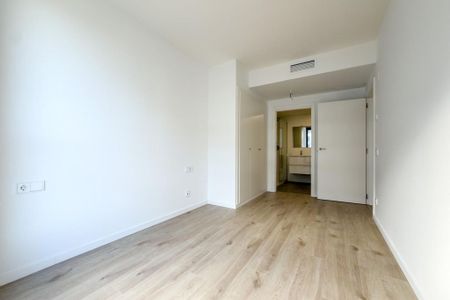 Luxury Flat for rent in Badalona, Spain - Photo 3
