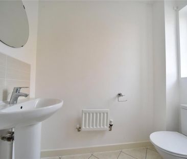 3 bedroom semi-detached house to rent - Photo 6