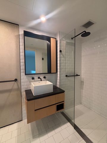 1108 / 93 Flemington Rd, North Melbourne - Photo 4