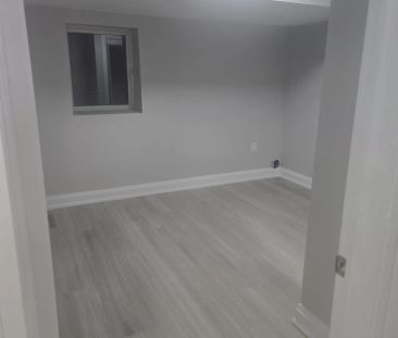 7 Avanti Crescent #Basement - Photo 1