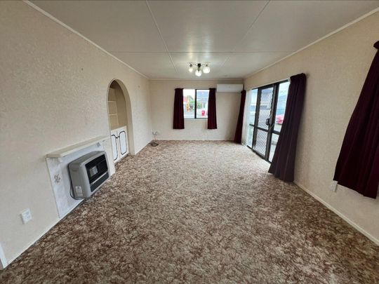 City centre two-bedroom unit - Photo 1