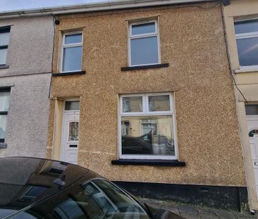 3 bedroom terraced house to rent - Photo 6