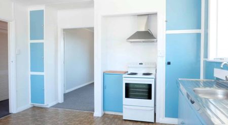 Elevated Three-Bedroom Home with Coastal Outlook - Photo 2